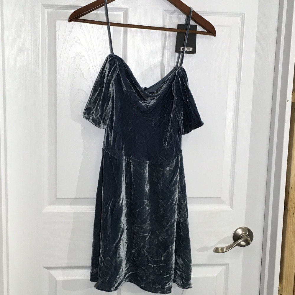 Reformation Lorraine Dress Velvet Cold Shoulder - Picture 3 of 5